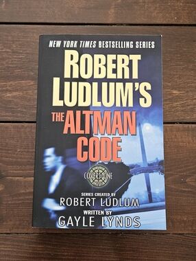 Robert Ludlum's The Altman Code A Covert One #4 Novel by Gayle Lynds Paperback